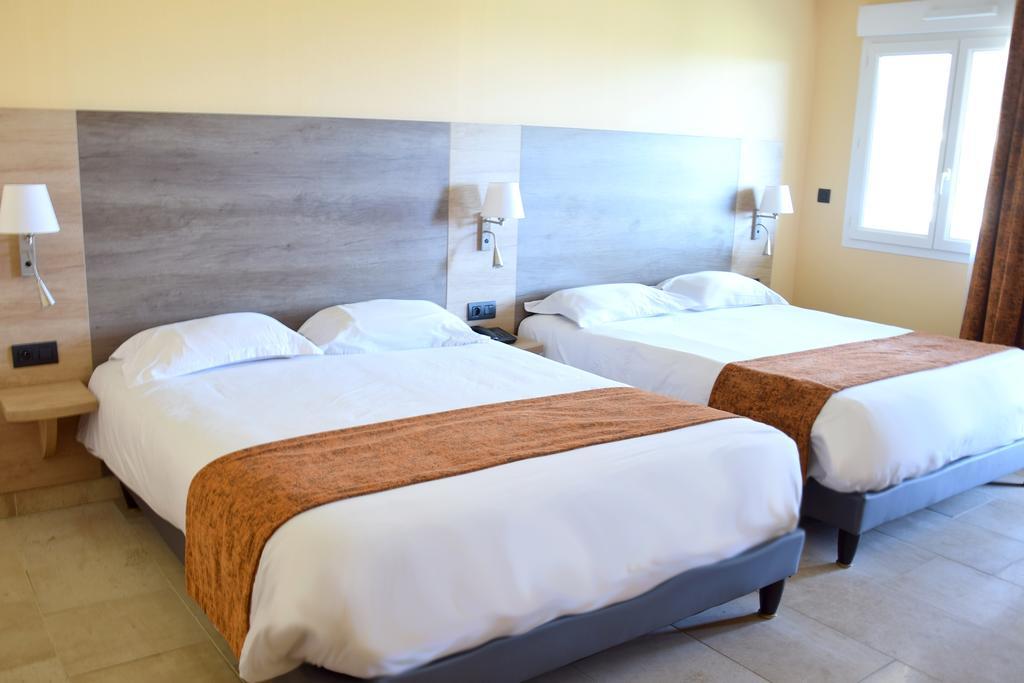 Logis Des Sources Hotel Creney-pres-Troyes Екстериор снимка