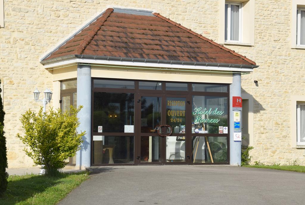 Logis Des Sources Hotel Creney-pres-Troyes Екстериор снимка