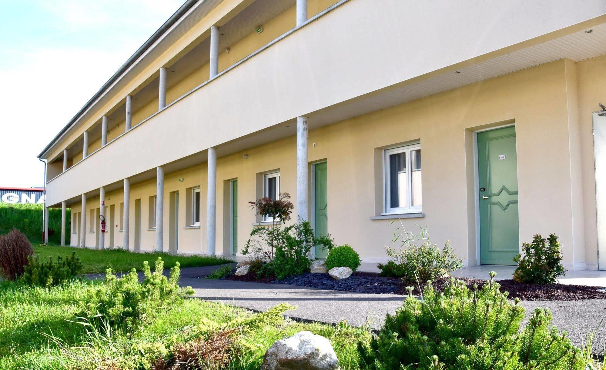 Logis Des Sources Hotel Creney-pres-Troyes Екстериор снимка